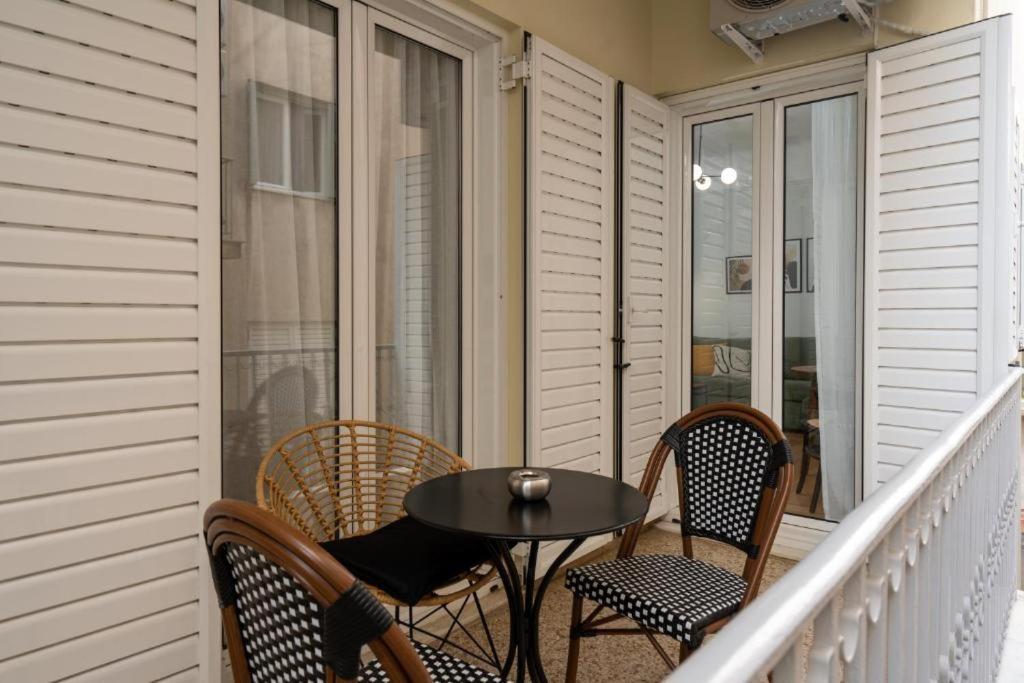 Vibrant Urban Getaway: Modern 1-Bedroom Near Bars, Parks, And Metro Athen Eksteriør bilde